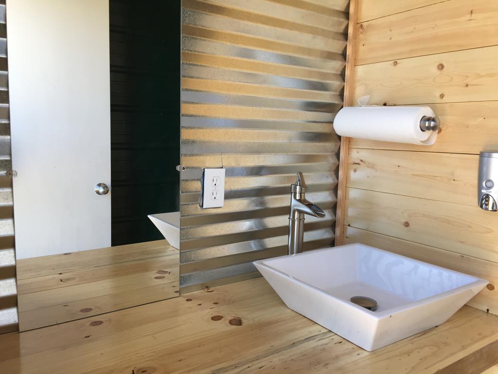 Bluebell Cabin, Glamour Cabin Camping, Stunning Night Sky Monticello Ngoại thất bức ảnh